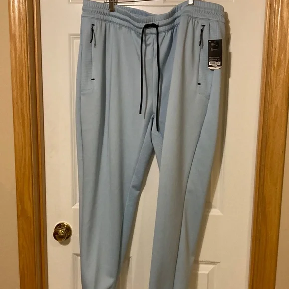 Xersion Mens sweatsuit set. SizeXXL - Picture 2 of 12